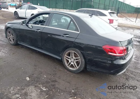 2015 Mercedes-Benz E 350 4Matic z USA, uszkodzony, nr VIN WDDHF8JB7FB135334